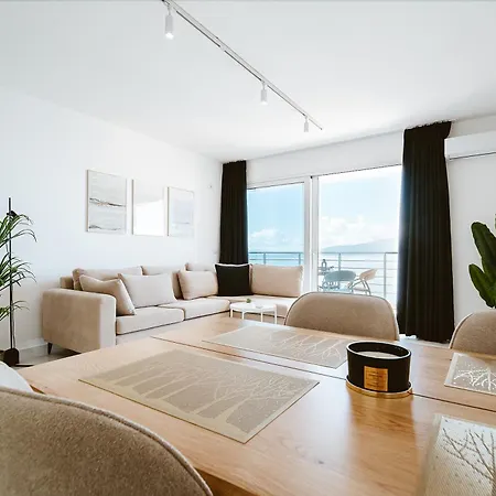 Horizon Bay Apartament *